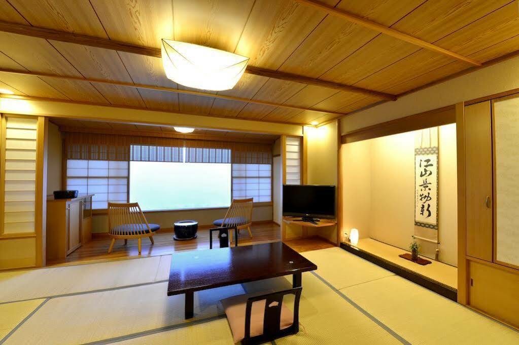 Ryokan Ayu No Sato Hitoyoshi Esterno foto